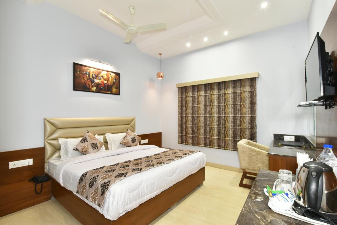 Hotel Vacation Inn อัมริตสา ภายนอก รูปภาพ