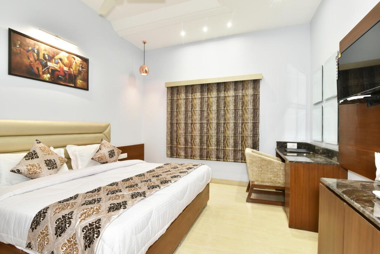 Hotel Vacation Inn อัมริตสา ภายนอก รูปภาพ