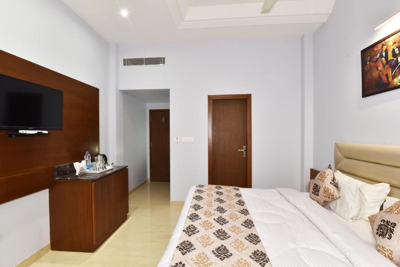 Hotel Vacation Inn อัมริตสา ภายนอก รูปภาพ