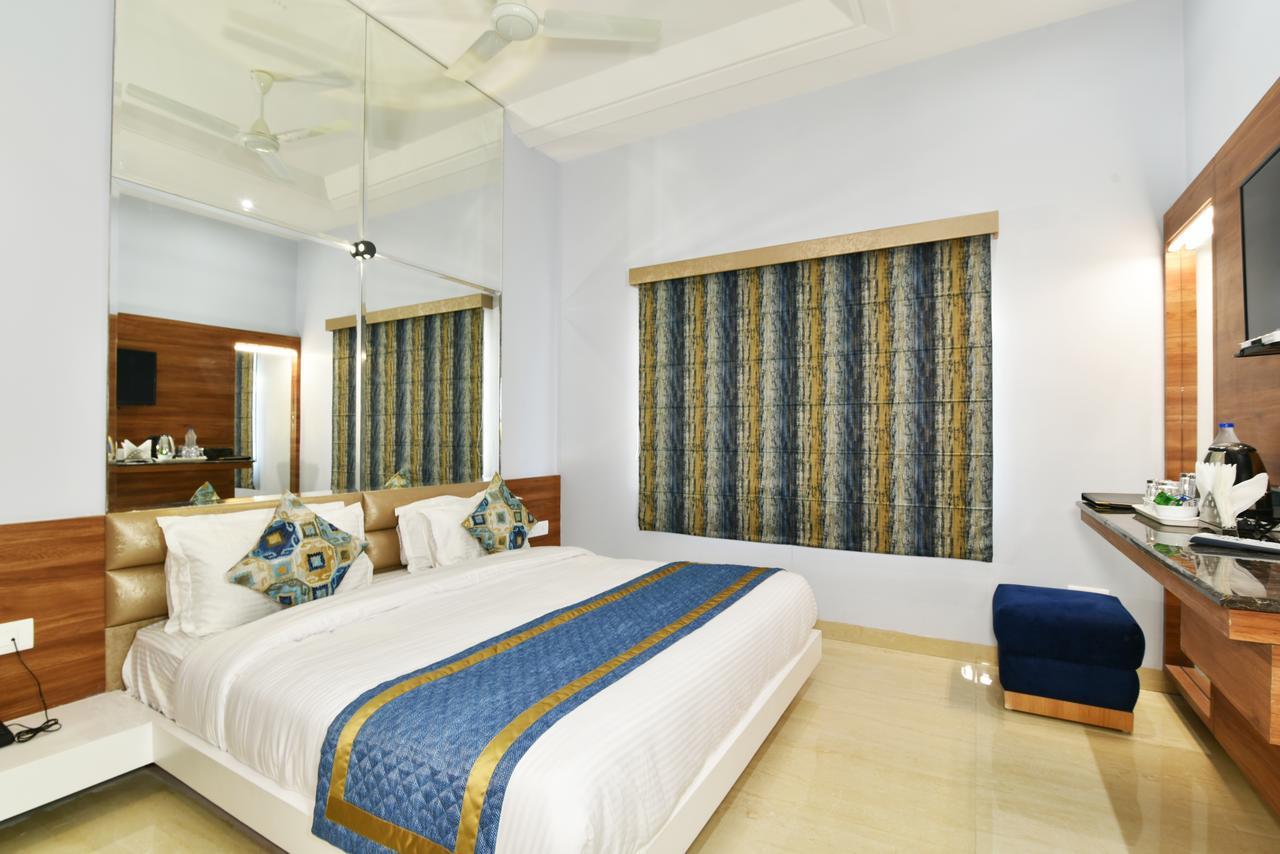 Hotel Vacation Inn อัมริตสา ภายนอก รูปภาพ